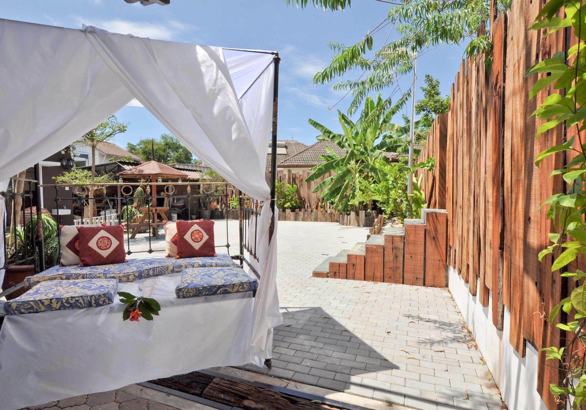 Npf Bali Villa Ipoh Esterno foto