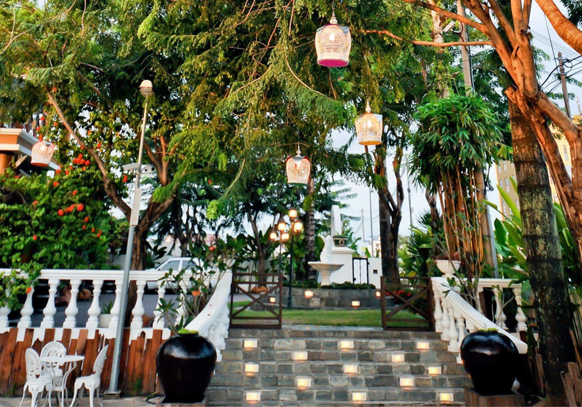 Npf Bali Villa Ipoh Esterno foto